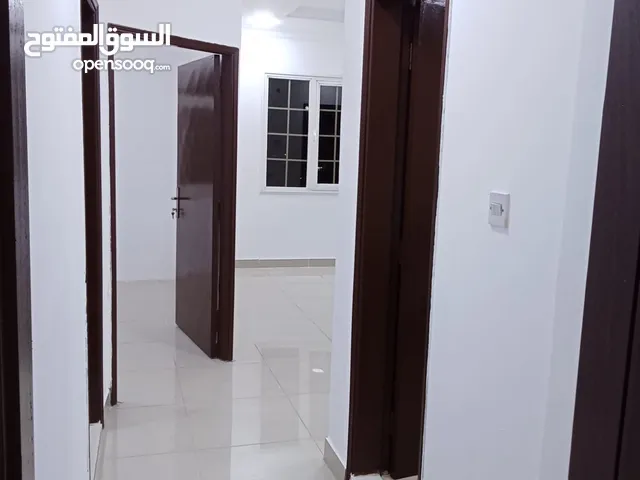 شقة غرفتين وصالة وحمامين بالسالمية