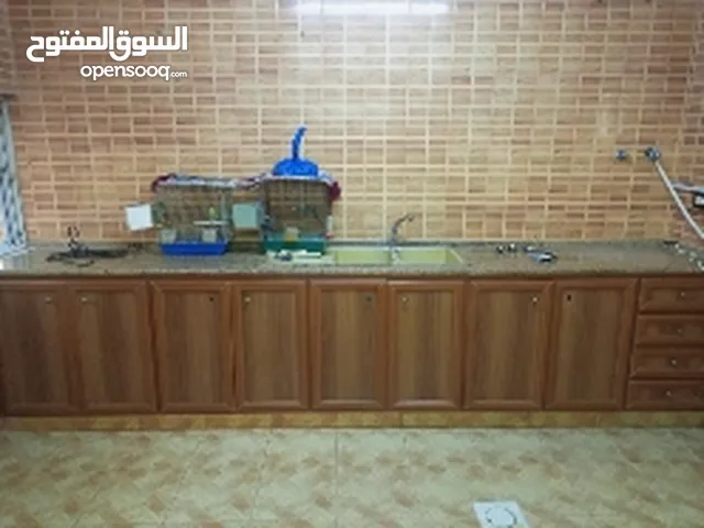135 m2 3 Bedrooms Apartments for Rent in Salt Al Balqa'