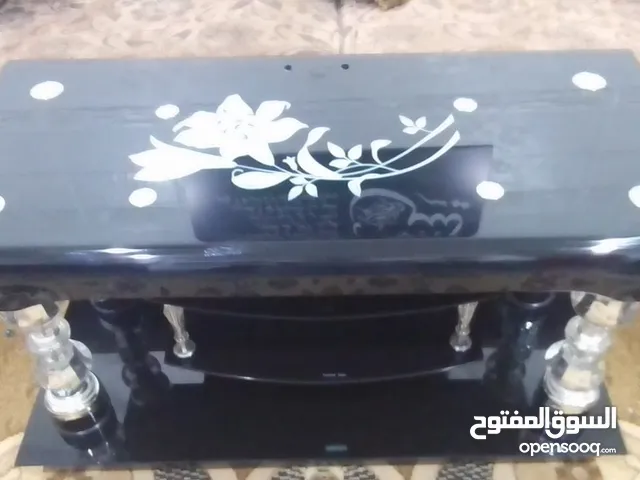 طاولة شاشة مستعمل