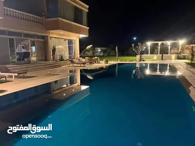 1500 m2 More than 6 bedrooms Villa for Rent in Giza Sheikh Zayed