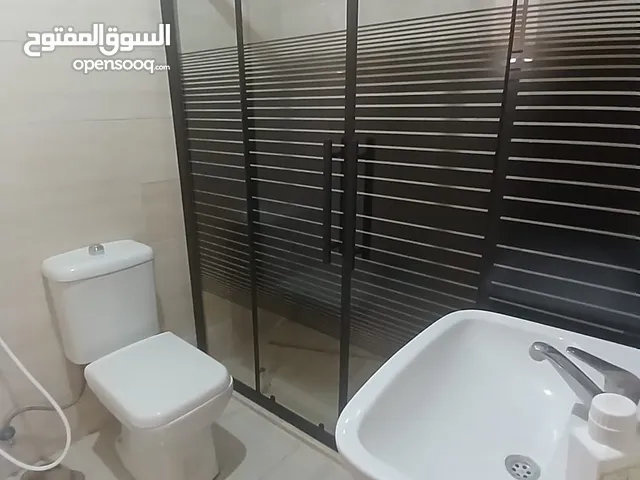 شقه فارغه للإيجار الجبيهه