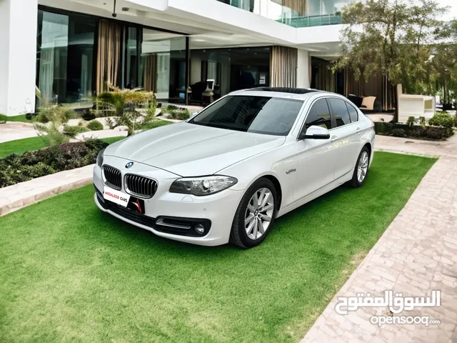 AED 1,240PM  BMW 520i 2016 EXCLUSIVE  GCC Specs  Mint Condition