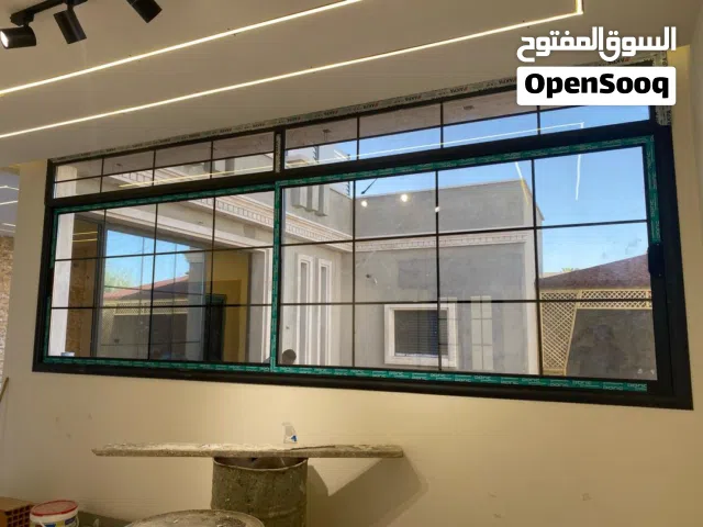 صيانه ابواب ورواشن و سرانتي عادي و محرك ومخفي الومنيوم و ىي فى سي وأبواب اللوح وجهات المرش