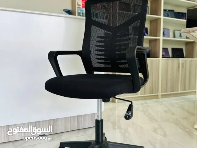 مقعد مكتبي مع سنادة راس كرسي متحرك كرسي مدير كرسي تواير office chair weel chair توصيل رمزي جدا