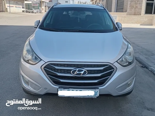 جيب هونداي توسان 2013 ديزل أوتوماتيك فل إضافات عدا الفتحة