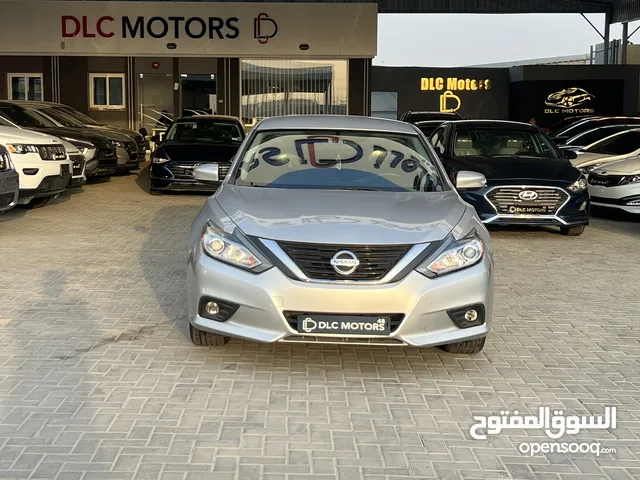 Nissan Altima SL 2017 in excellent condition from inside and outside with good price