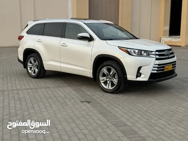 Used Toyota Highlander in Al Batinah