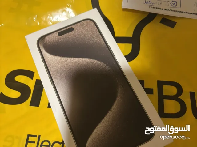 iPhone 15 Pro Max جديد تم شراءه هذا الاسبوع  مختوم ولم يفتح  كفالة كاملة  تم الشراء من سمارت باي