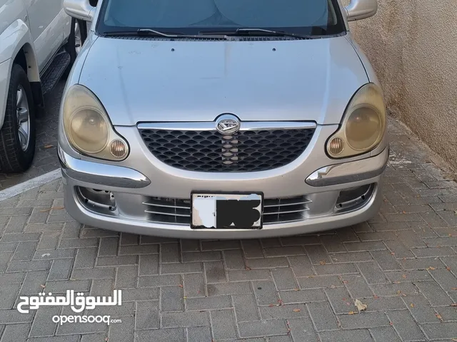 دايهاتسو سيرون 2004