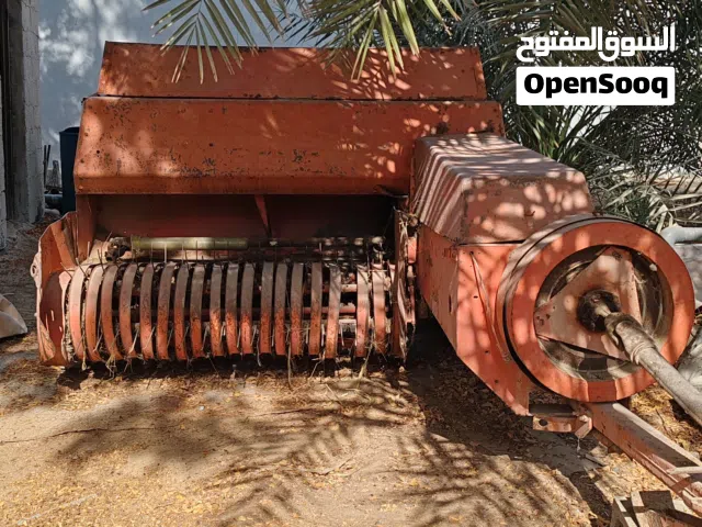 Hello i have machine and tractor anny one need contact me