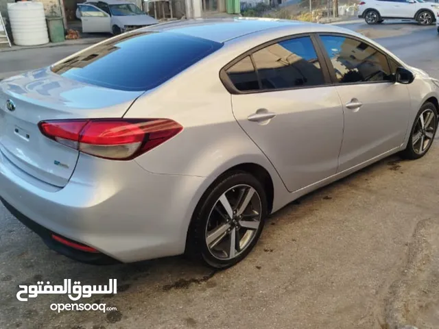 كيا K3 /موديل 2017/ ماتور 1600/ اقتصاديه/اصل سولار/ غنيه عن التعريف