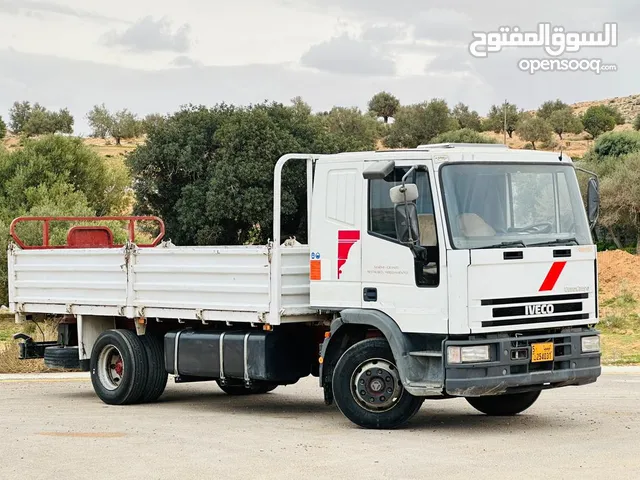 Flatbed Iveco 2000 in Murqub