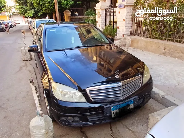 C180 Kompressor موديل 2010 فابريكة وارد الإمارات اول مالك