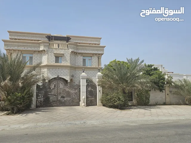 فله فخمه في موقع متميز في المعبيله السابعه