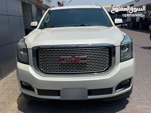 Used GMC Yukon in Sharjah