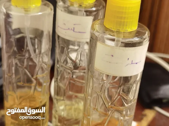 3 عطور رجالي او ستاتي ب 10 دنانير مثل الأصلي جرب واحكم للمهتمين الاتصال علي الرقم
