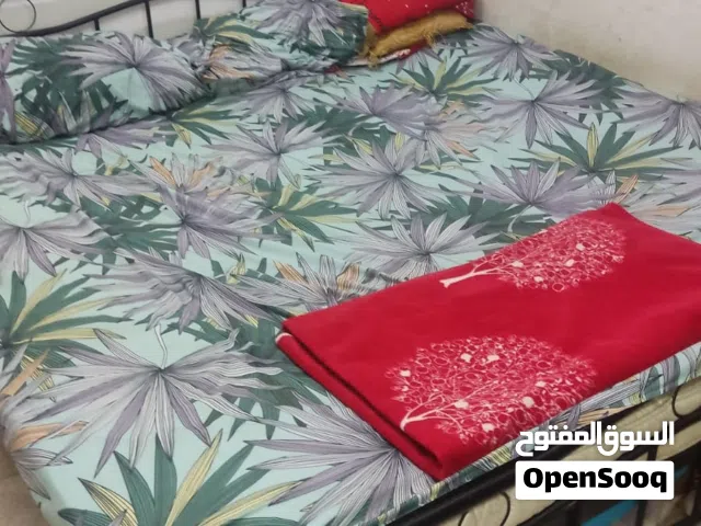 سرير حديد حاله كويسه