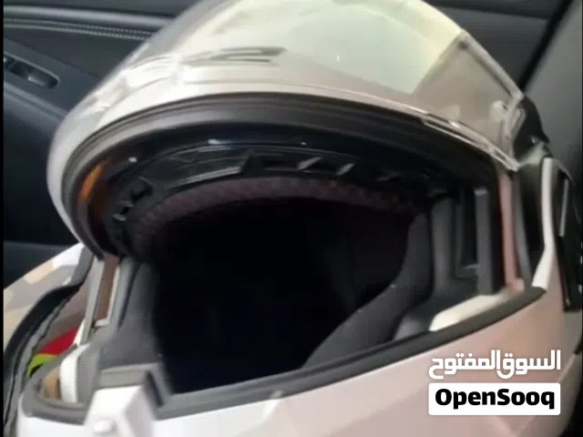 خوذة ls2 الاصلية مع جميع مرفقاتها