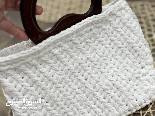 شنطة يدوية