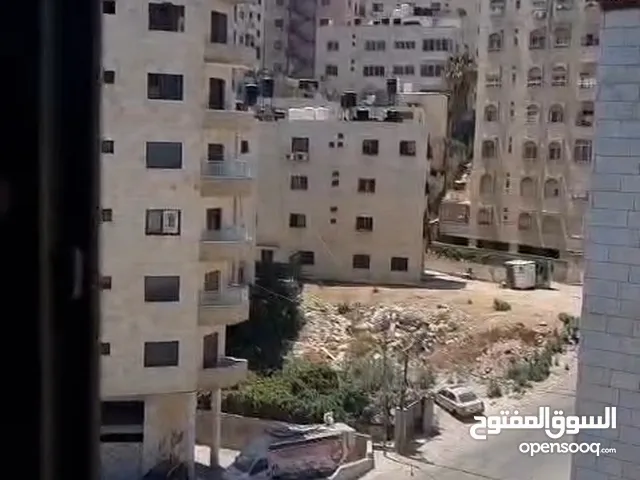 شقة للبيع بالقرب من الاكاديمية 2 غرفة نوم صالون حمام مطبخ بلكونة