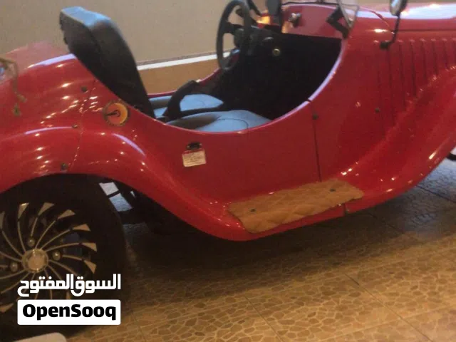 البيع اسكوتر كهربا شكل سياره. كل شي شغال