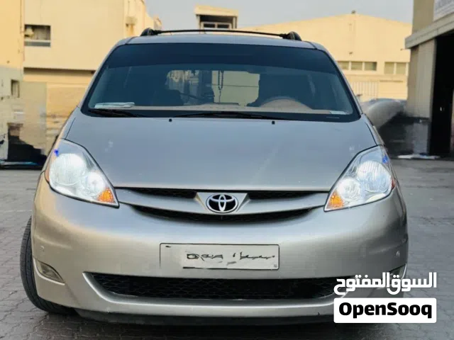 2009 Toyota Sienna XLE