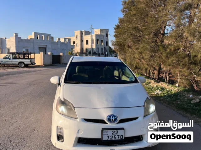 Used Toyota Prius in Madaba