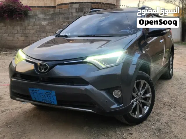 2018 تويوتا راف فور Limited