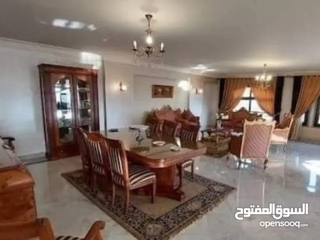 280000 m2 5 Bedrooms Apartments for Sale in Giza Haram