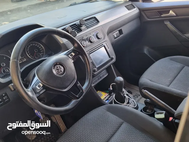 كادي ترخيص 2017  شصي قصير ماطور 2000 6+1  لون ازرق  هوك  تحكم ستيرنج  شاشة لمس