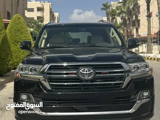 تويوتا لاندكروزر GXR موديل 2017 فل كامل الفحص مرفق مع صور