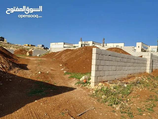 ارض استثمارية بشمال عمان / الاردن في كومباوند بابيلون باطلالة خلابة