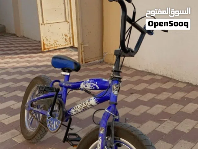 سيكل للبيع مستعمل استعمال 5 اشهر لا تؤخد فيه خرابات و مجدد قبل 3 ايام البريك ممتاز جدا و كل شي ممتاز