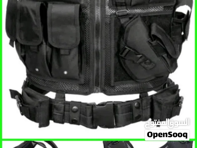فست/زي/بدلة عسكرية ملائمة للصيد و التخييم، متوفر 4 قطع، 2 منهم جديد غير مستعمل، للتواصل واتس اب فقط