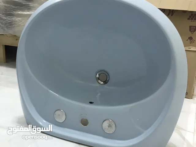 مغسلة عامود طويل