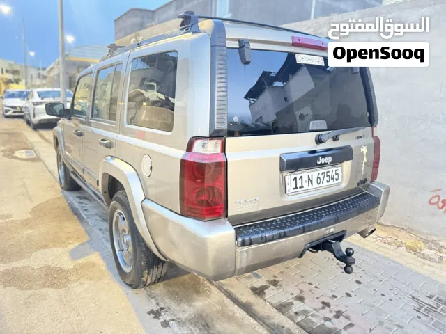2006 Jeep Commander Laredo
