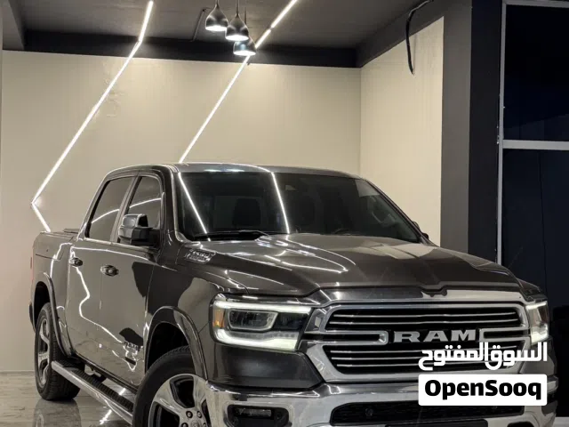 2021 دودج رام Laramie