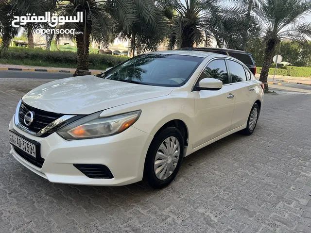 Used Nissan Altima in Kuwait City