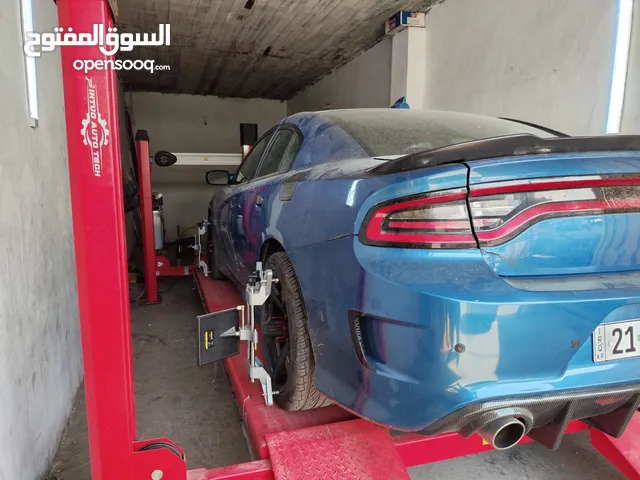 Four Post Lift - Crane - 4000kg - Wheel Alignment آلة محاذاة العجلات