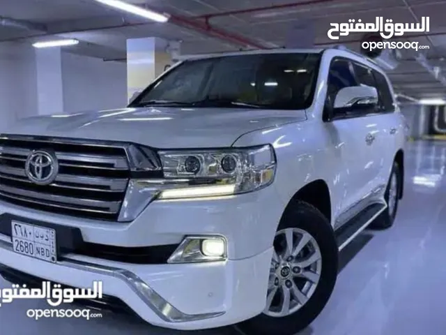 Used Toyota Land Cruiser in Al Mukalla