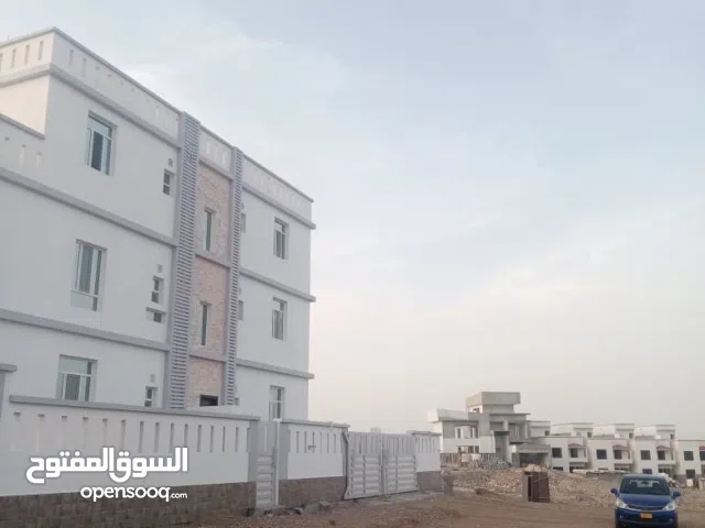 شقة 110م للايجار بالمعبيلة الجنوبية المرحلة العاشرة