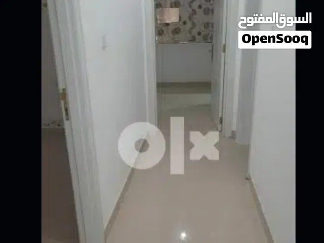 شقة العامرات السادسة البريد وسط كافة الخدمات