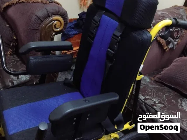 كرسي متحرك للاطفال للبيع