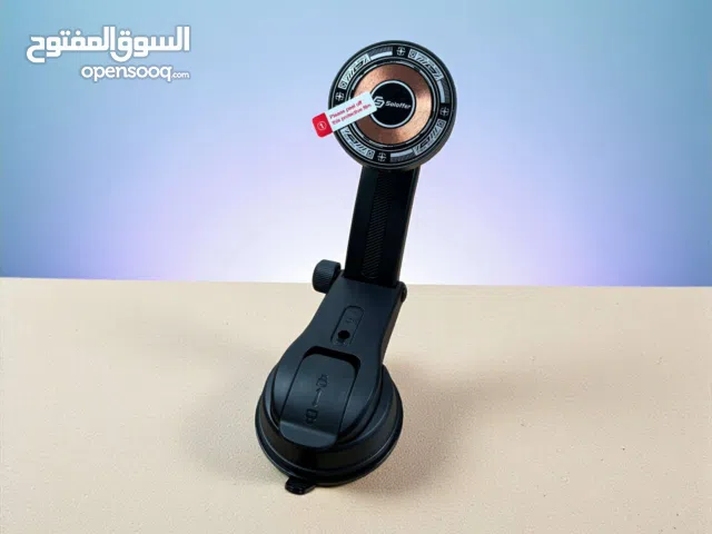 ستاند مع شاحن هاتف للسيارة