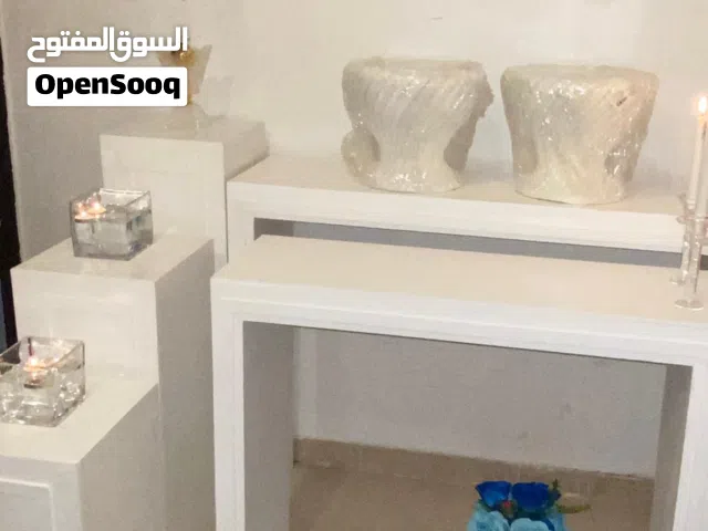 طاولات استقبال للإيجار