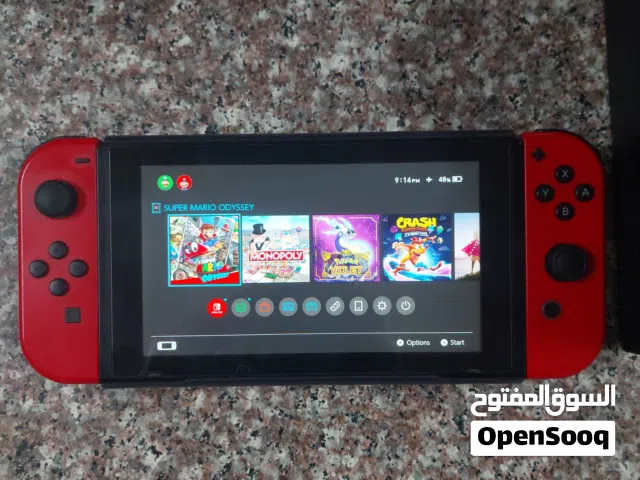 ننتندو سويتش نضيفة للبيع مع 5 اشرطة