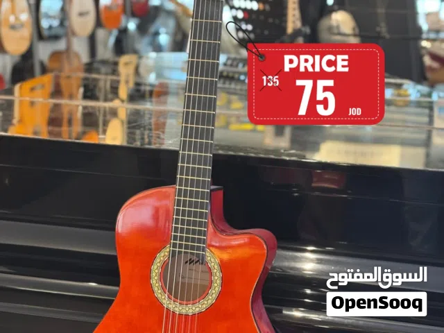 جيتار مورينو مع اكويلايزر Moreno MCG25EQ