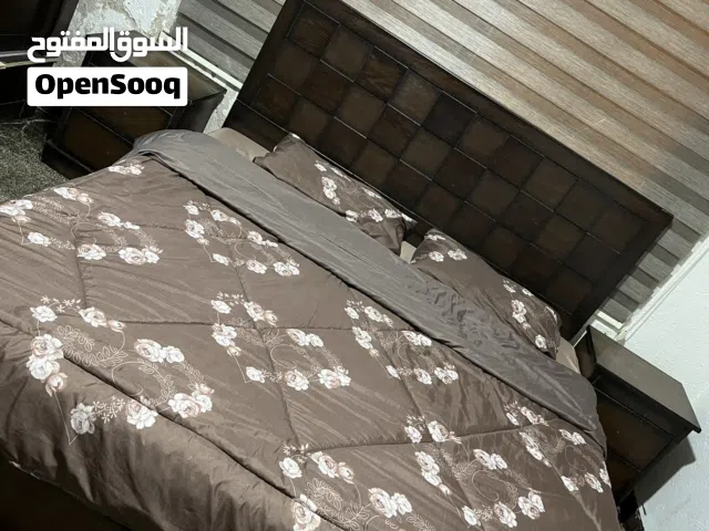 غرفة نوم لون بني