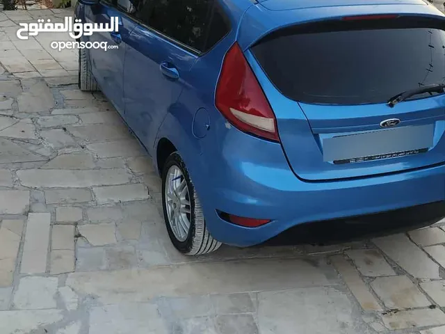 فورد فيستا 2012    سياره  اقتصاديه