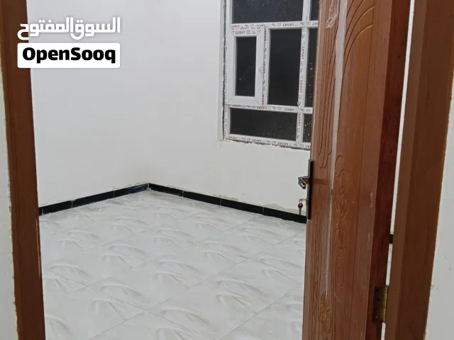 100 m2 3 Bedrooms Townhouse for Rent in Basra Yaseen Khrebit